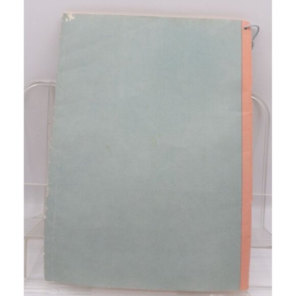 Parents' Magazine Baby Care Manual With Record Charts For Your Child's First Yea - Picture 2 of 8